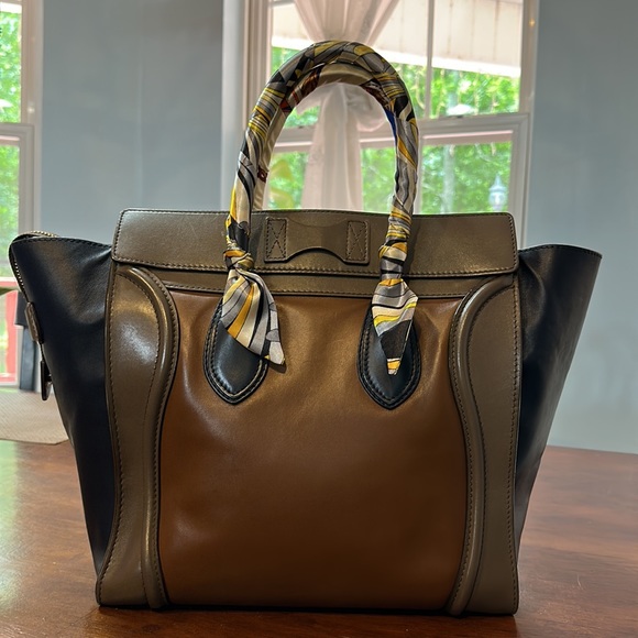 Celine luggage - Picture 2 of 11